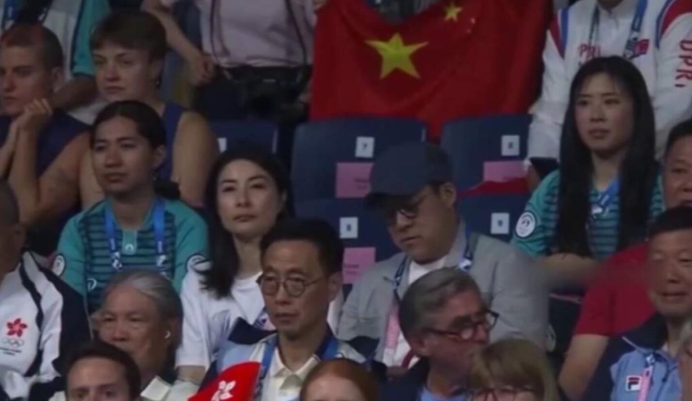 开云体育官网-乒乓球比赛上演惊艳一幕，中国名将封后